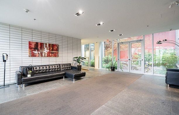 520 5955 Birney Avenue University VW