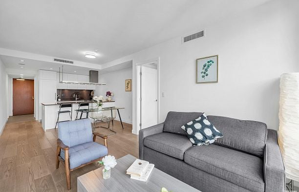 2303 3355 Binning Road University VW