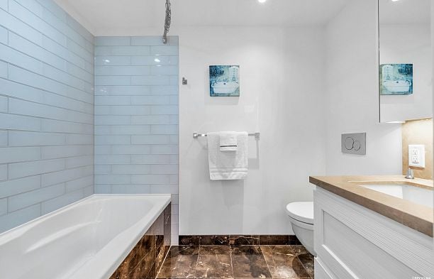 2303 3355 Binning Road University VW