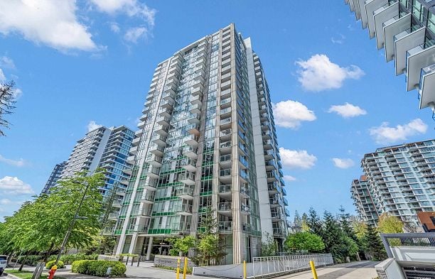 2303 3355 Binning Road University VW