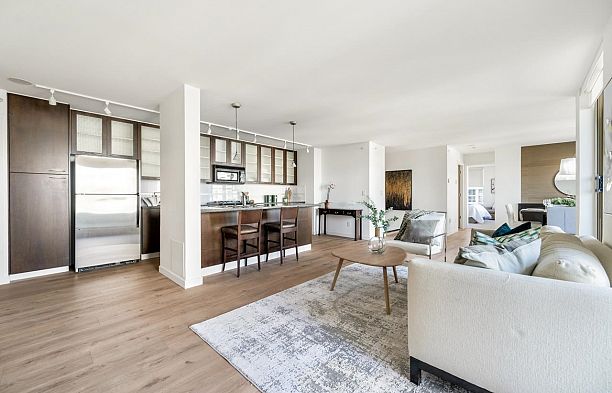 2403 969 Richards Street Downtown VW