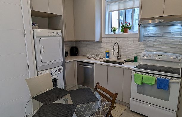 836 W 61st Avenue Marpole