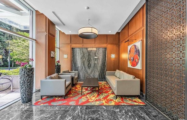 2303 3355 Binning Road University VW