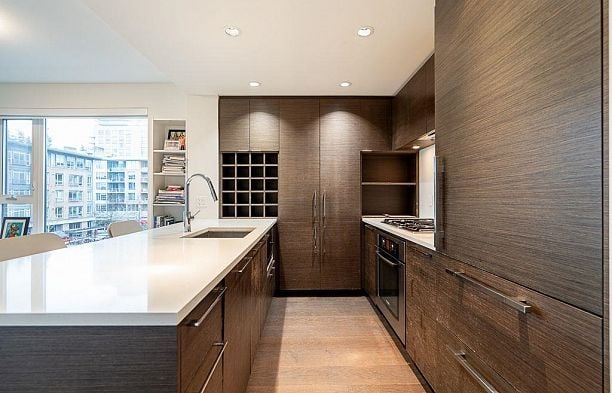 520 5955 Birney Avenue University VW