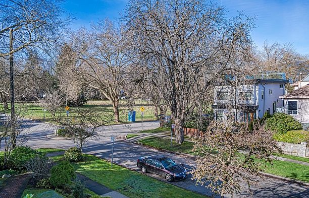 3178 W 23rd Avenue Dunbar