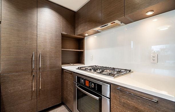 520 5955 Birney Avenue University VW