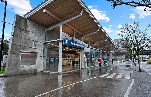 512 445 W 2nd Avenue False Creek