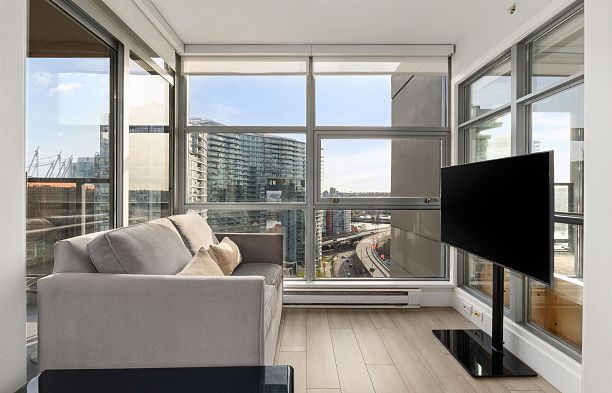 1902 989 Beatty Street Yaletown