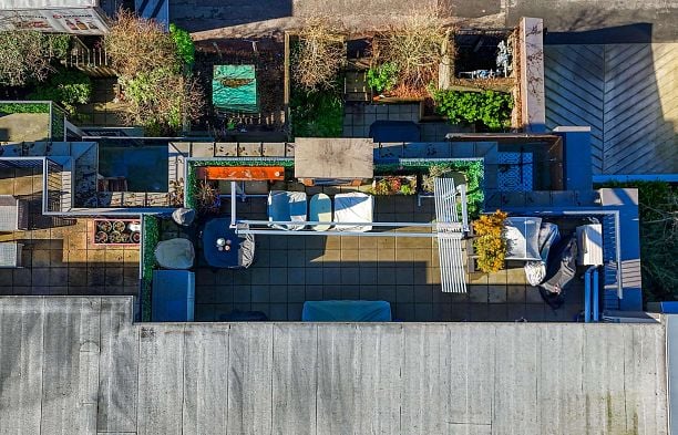 PH7 5555 Dunbar Street Dunbar