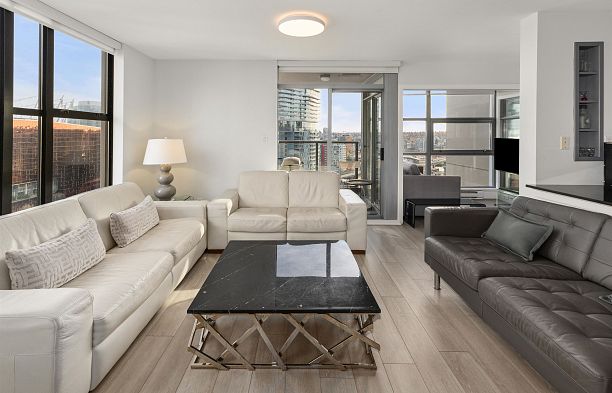 1902 989 Beatty Street Yaletown
