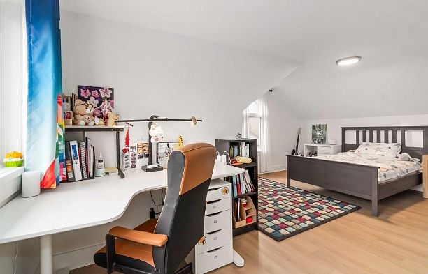 3322 W 38th Avenue Dunbar