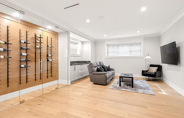 4089 W 19th Avenue Dunbar