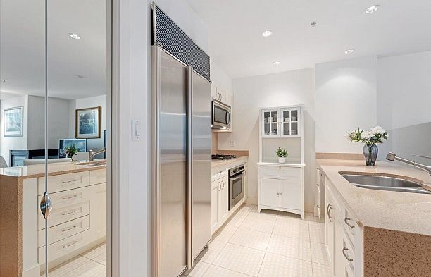 1008 590 Nicola Street Coal Harbour