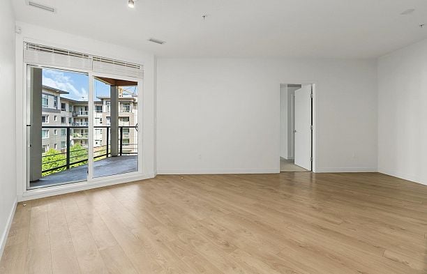 #410 3581 Ross Drive University VW