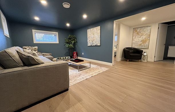 3534 W 17th Avenue Dunbar