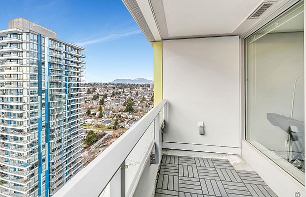 2605 488 SW Marine Drive Marpole