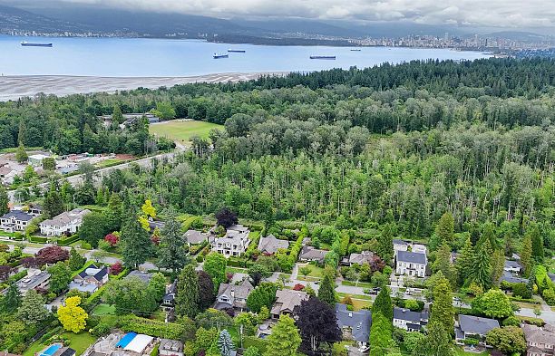 1807 Acadia Road University VW