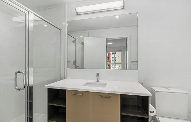 #410 3581 Ross Drive University VW