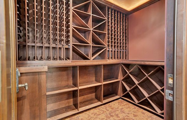 1807 Acadia Road University VW