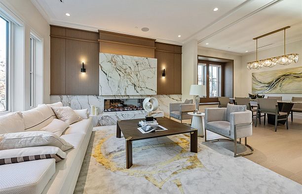 3852 W 50th Avenue Southlands