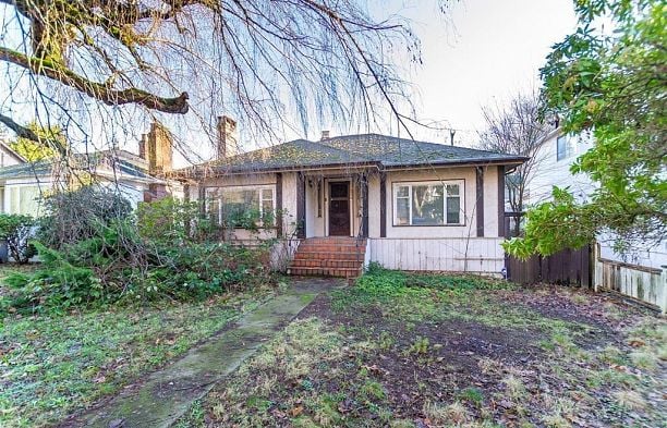 7244 Granville Street South Granville