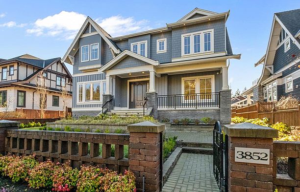 3852 W 50th Avenue Southlands