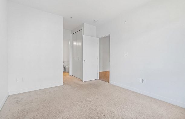 #410 3581 Ross Drive University VW