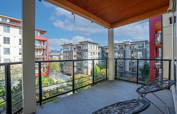 #410 3581 Ross Drive University VW