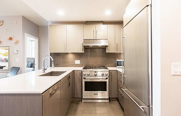 309 3479 WESBROOK MALL, Vancouver BC V6S 0B7 University VW