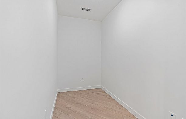 #410 3581 Ross Drive University VW