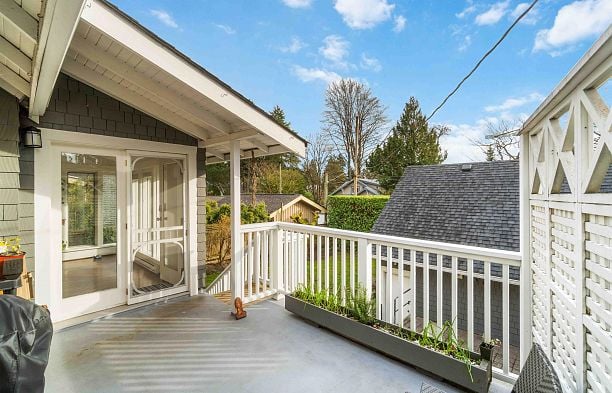 3322 W 38th Avenue Dunbar