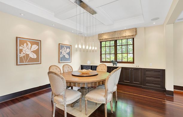 1807 Acadia Road University VW