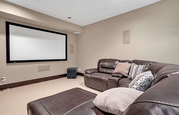 1807 Acadia Road University VW