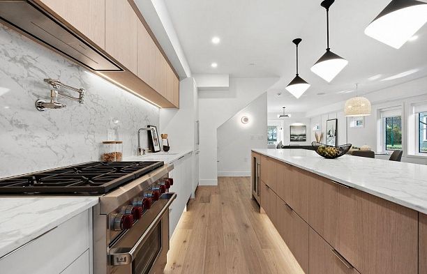 1141 W 33rd Avenue Shaughnessy