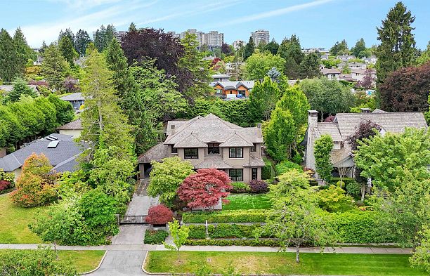 1807 Acadia Road University VW