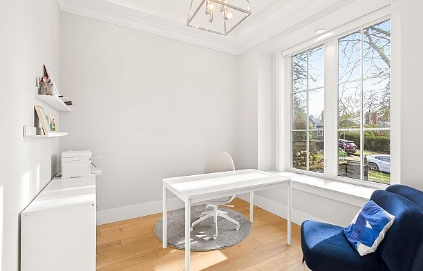 4089 W 19th Avenue Dunbar