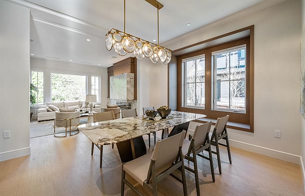 3852 W 50th Avenue Southlands