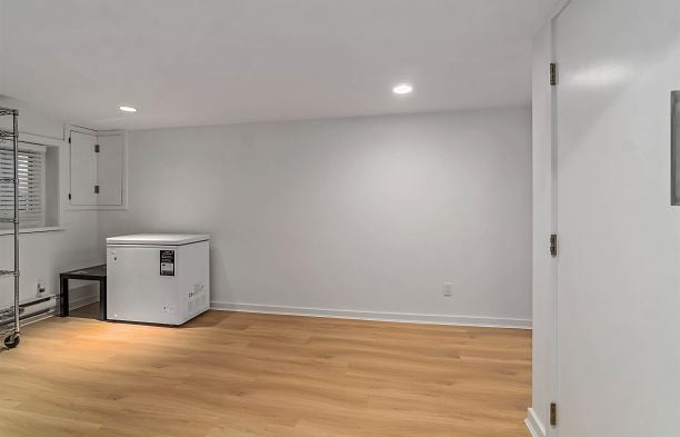 3322 W 38th Avenue Dunbar