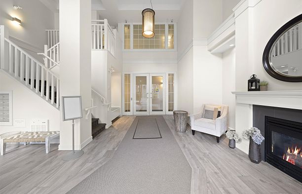 405 5605 Hampton Place University VW