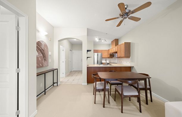 405 5605 Hampton Place University VW