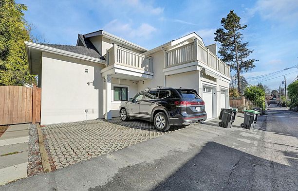 1232 W 26th Avenue Shaughnessy