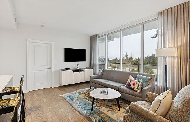 530 3563 Ross Drive University VW