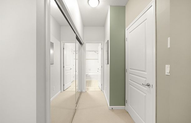 405 5605 Hampton Place University VW