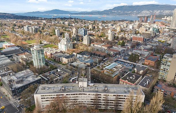 320 1445 Marpole Avenue Fairview VW