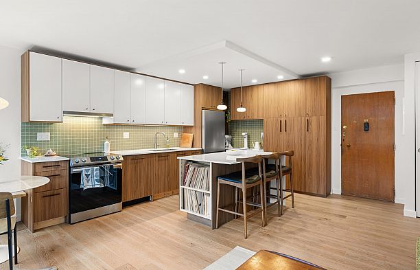 320 1445 Marpole Avenue Fairview VW