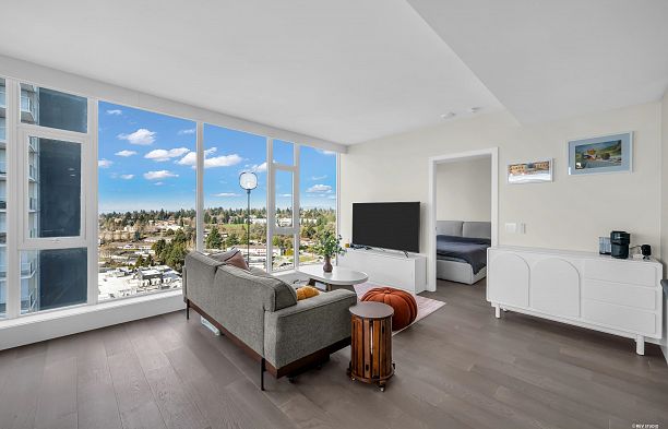 1906 7433 Cambie Street South Cambie