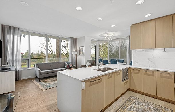 530 3563 Ross Drive University VW