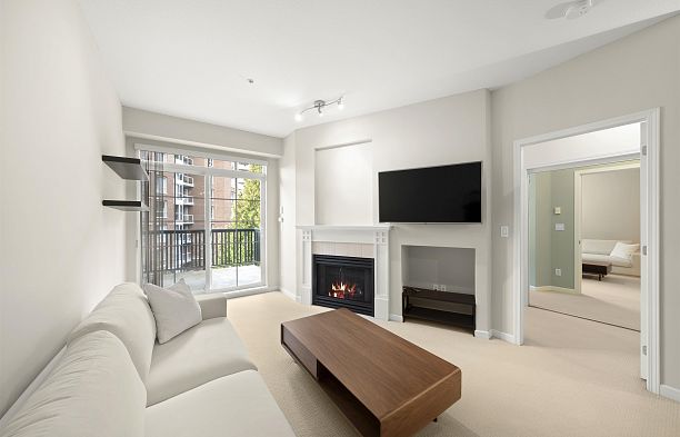 405 5605 Hampton Place University VW