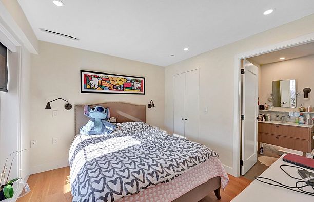 1232 W 26th Avenue Shaughnessy