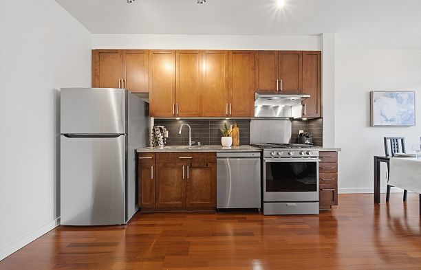 306 2055 Yukon Street False Creek